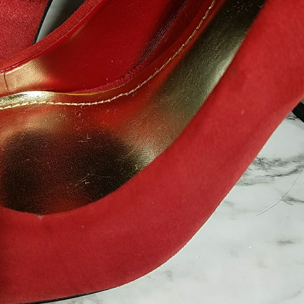 BCBGeneration Red Spool Heels - Picture 6 of 6